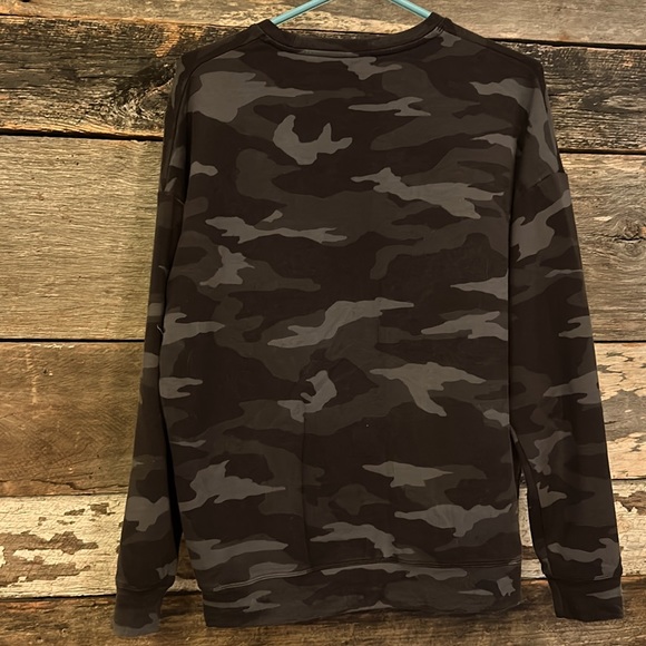 Athleta Studio to Street Printed Sweatshirt Camo - Picture 3 of 10